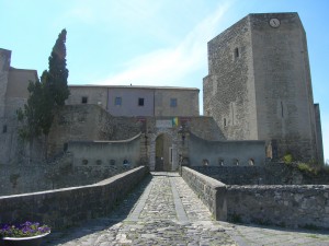 Castello_di_Melfi3[1]